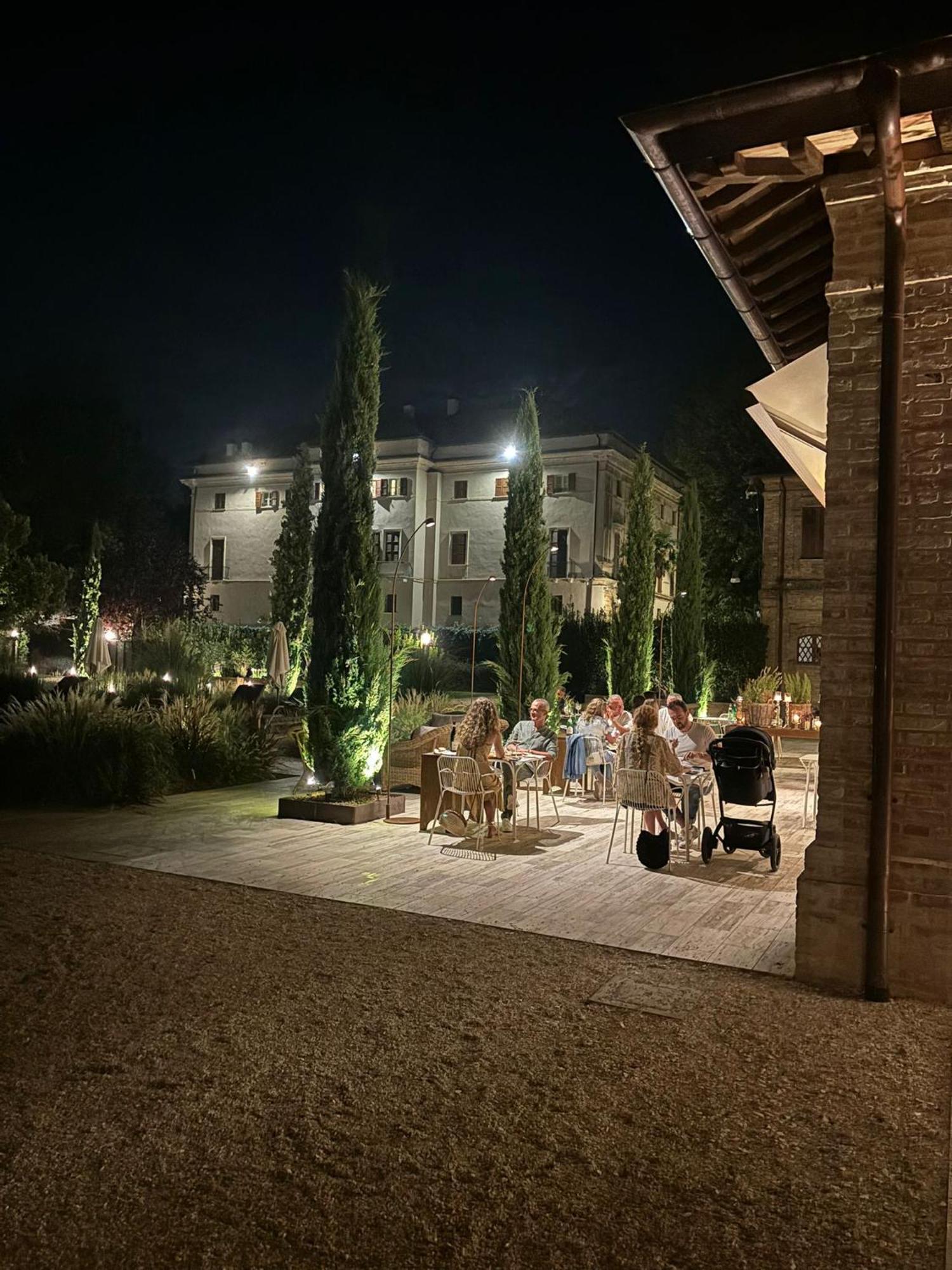 Villa Corallo Sant'Omero ภายนอก รูปภาพ